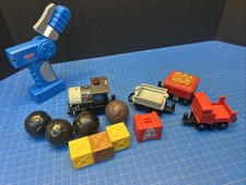 GeoTrax Remote Control Mine Boulders Railway Train W Remote -Parts Or Repair