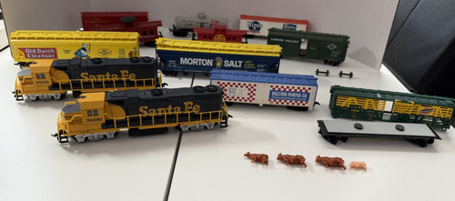 LOTE DE 12 PIEZAS TREN BACHMANN JUEGO 2 MOTORES CON ANIMALES Y VAGONES DE TREN 14503 / 14103 | Zustand: Used