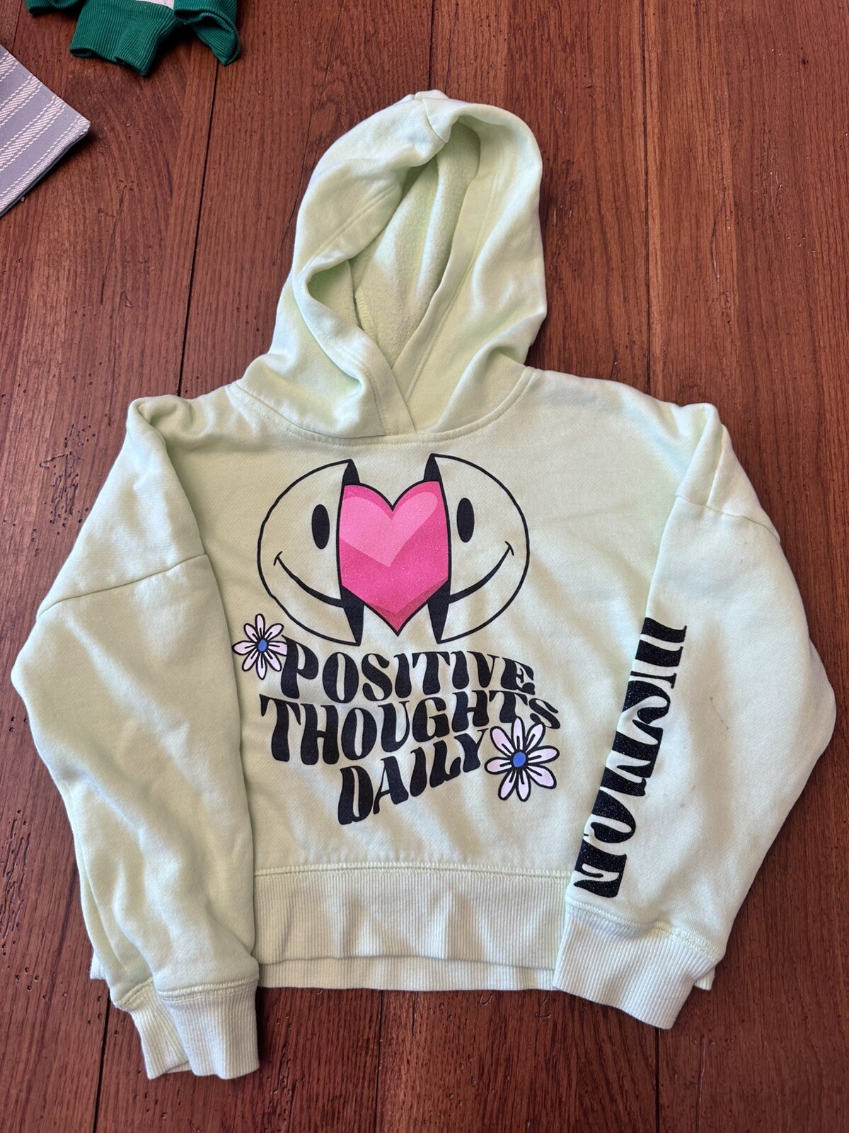 Picture 1 of 2