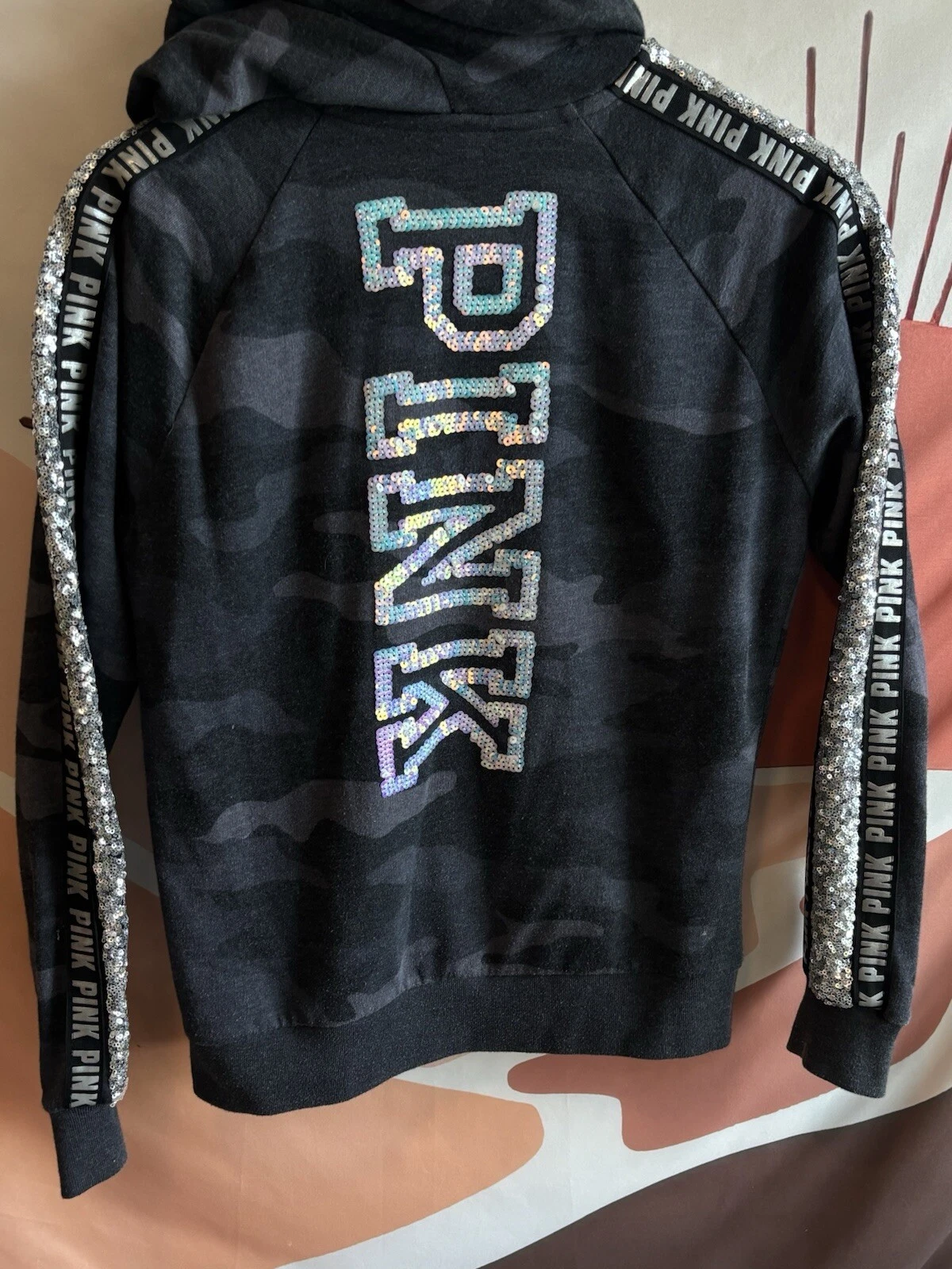 UNDERCOVER Felpa donna ROSA Victoria's Secret piccola grigia mimetica paillettes bling felpa con cappuccio