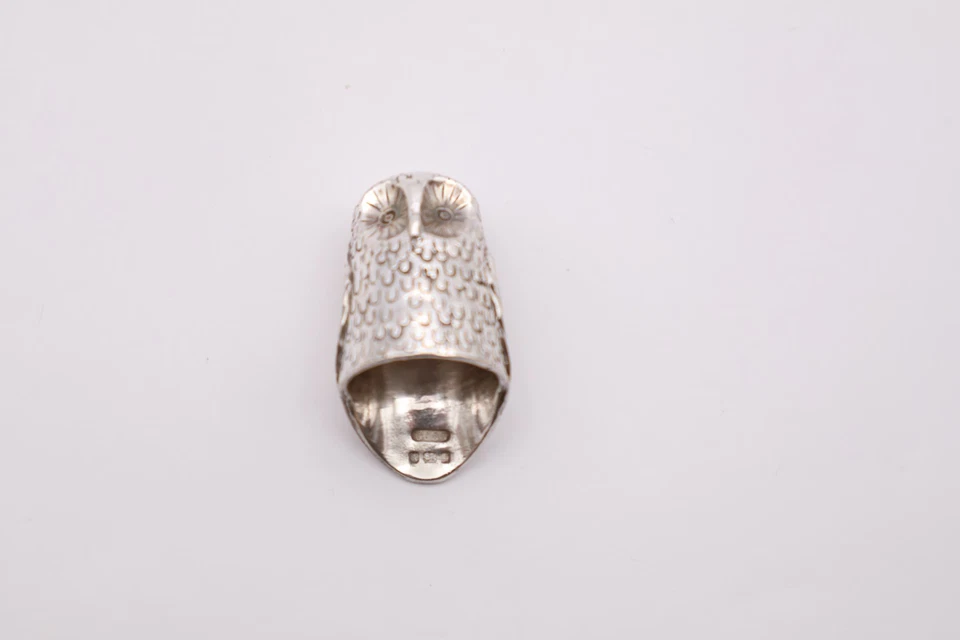 Vintage Sterling Silver Novelty Owl Thimble Hallmarked Sheffield 1992 - Image 4 of 4