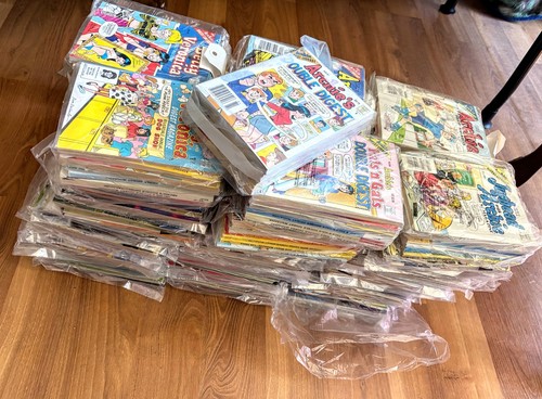 394 Issues Large lot of Archie Comics!!! (ARCHIE COMICS Publications, Inc.)