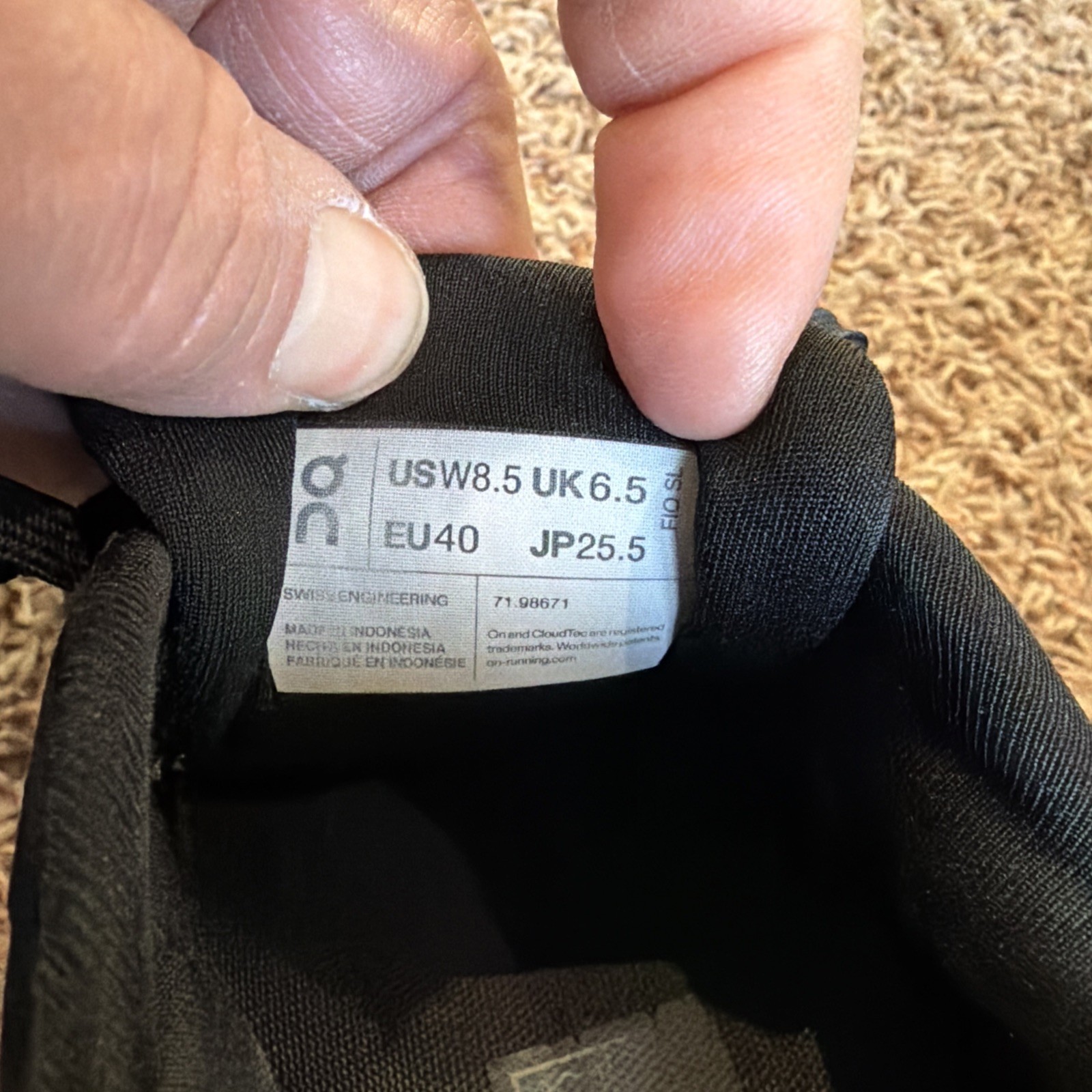 On Cloud Swiss Engineering Cloudflyer 4 Running S… - image 11