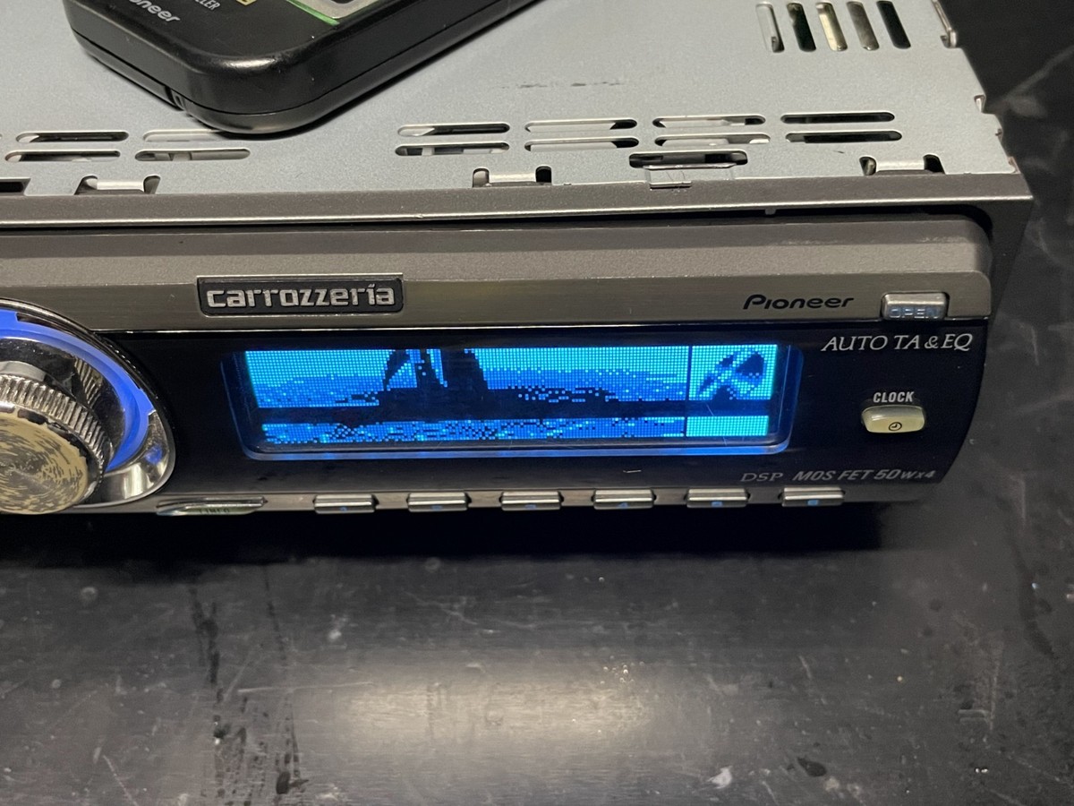 Pioneer Carrozzeria DEH-P070 CD Receiver Dolphin Display