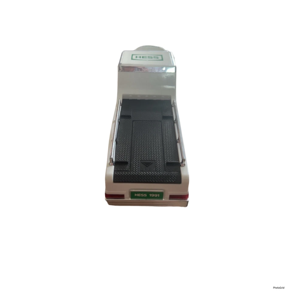 Vintage Hess 1991 Gasoline Toy Truck and Racer Car Brand Truck Only Great Cond - Изображение 3 из 3