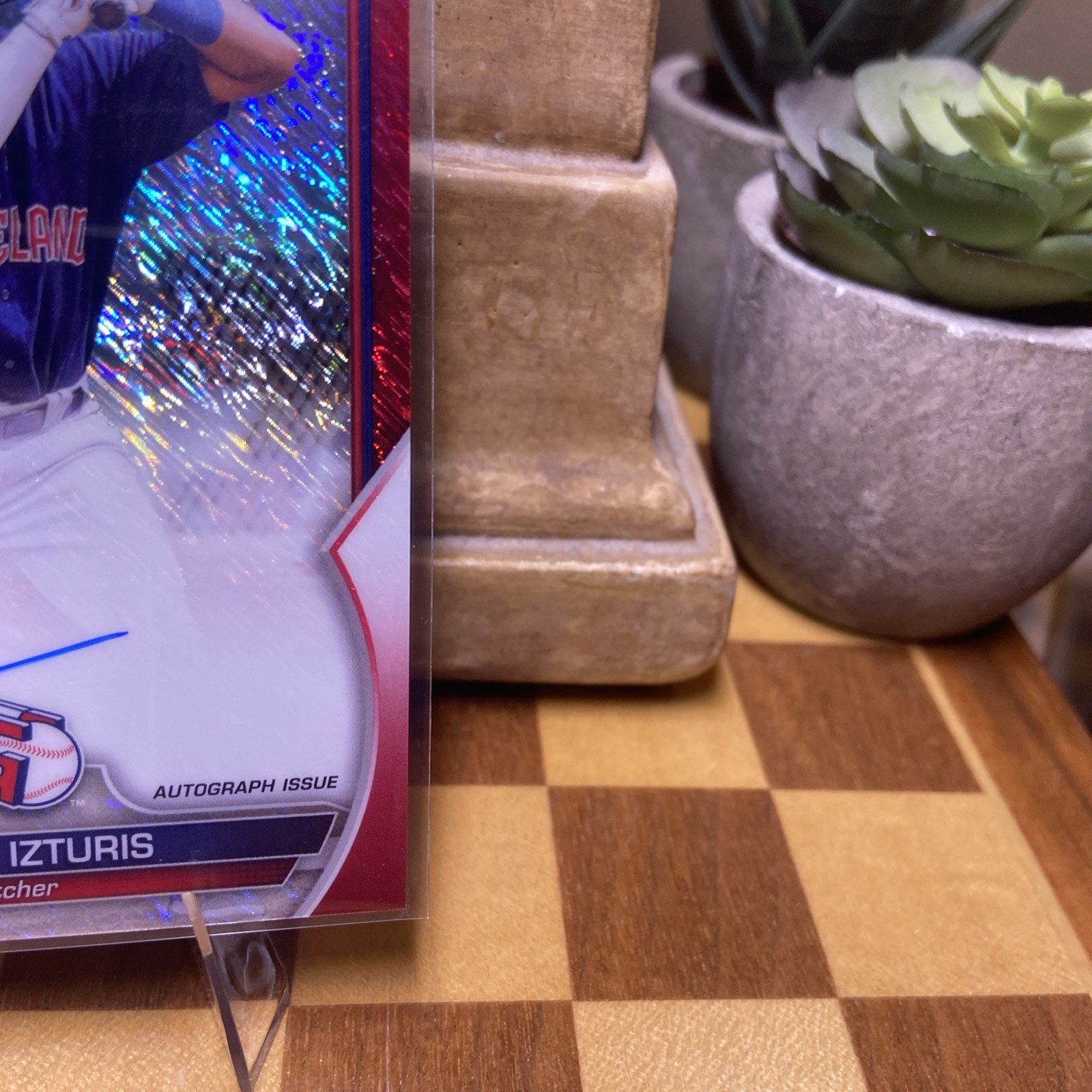2023 Bowman Chrome - Prospect Autographs Victor Izturis Red Wave Refractor 4/5 view 5