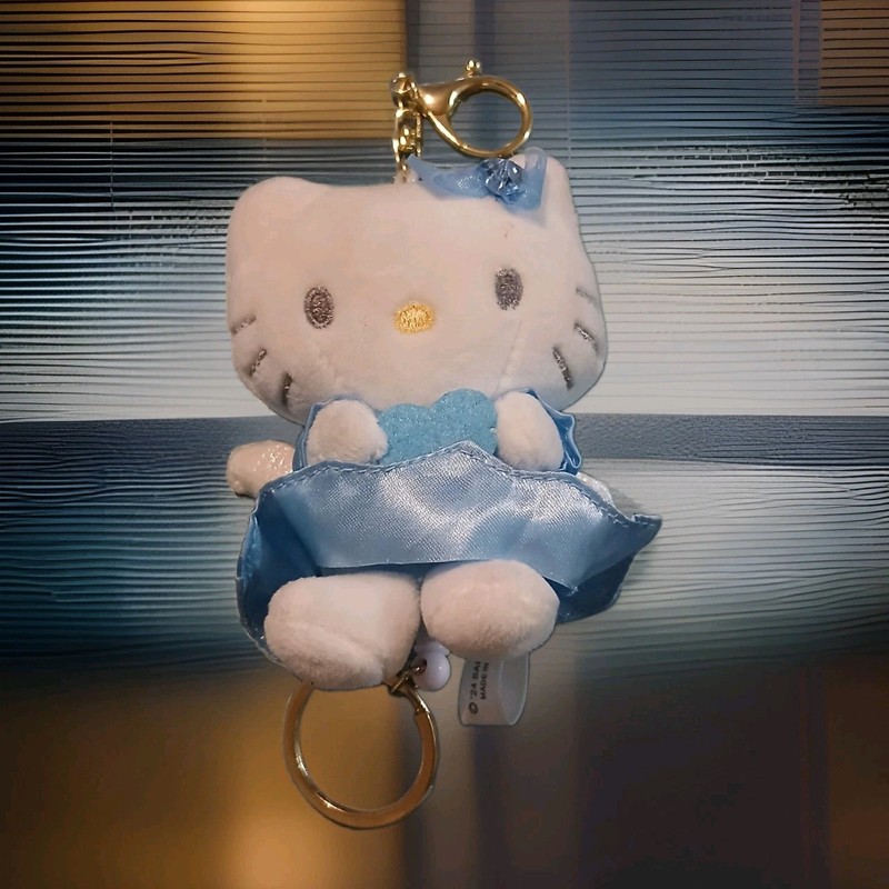 SANRIO Hello Kitty Blue Angel Holding Heart Mascot Holder Keychain