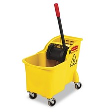 Rubbermaid Commercial Products 31 Qt Tandem Mop Bucket And Wringer Combo On