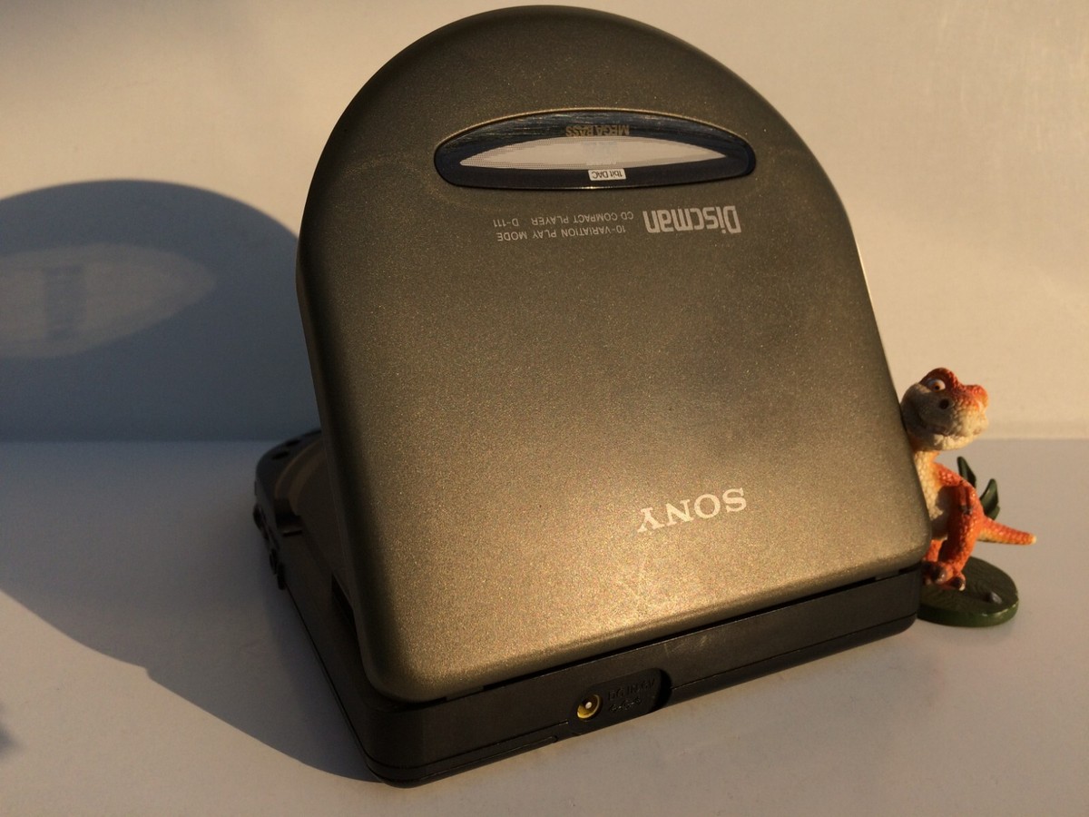 Discman Sony D-111 CD Player Walkman rare color green kaki | eBay Discman Sony D-111 CD Player Walkman rare color green kaki | eBay