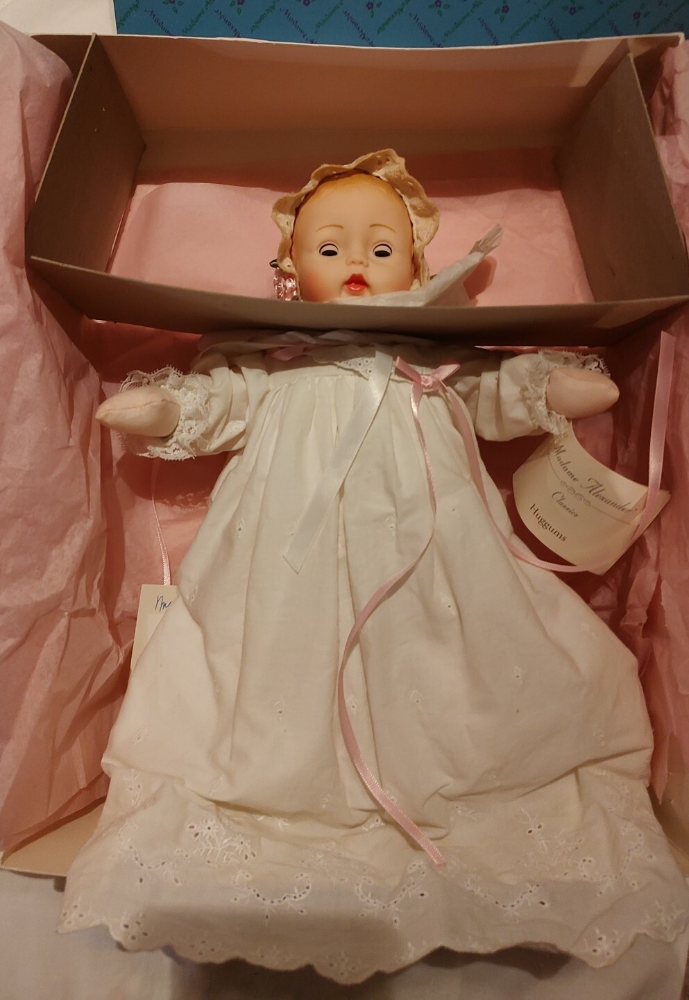 NIB Madame Alexander 1997 Huggums Christening Doll Blue Eyes #29040