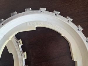 John Deere Corn Planter Plates white Lustran B6-24X Cast iron part#30070 Qty 2