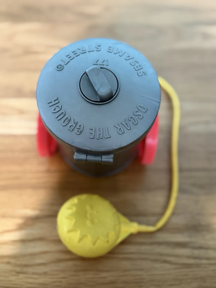 Fisher-Price Oscar The Grouch Pull Toy #177 (Vintage 1970’s-1980’s) Foto 4 de 4