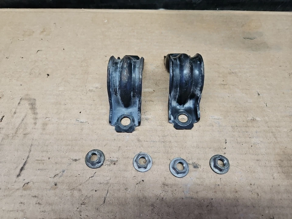 07-25 Soporte de barra estabilizadora delantera Nissan 370z Z Infiniti G35 Sed G37 Q50 54614-AL500 Foto 2 de 4