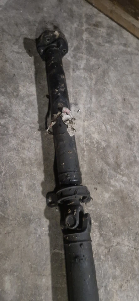 Ford Transit Mk8 2016 Propshaft  twin wheel - Image 4 of 4