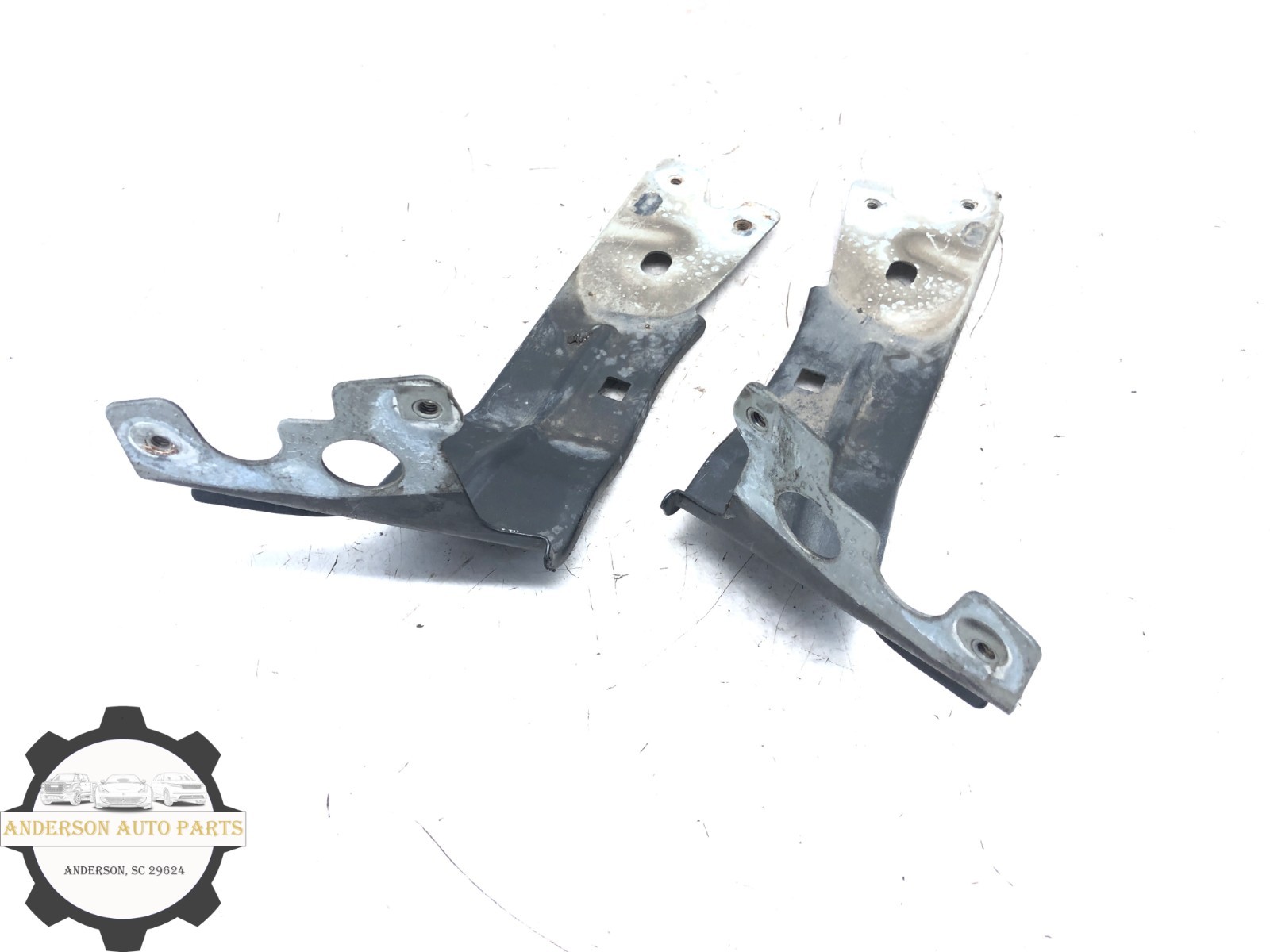 2014-2020 MASERATI QUATTROPORTE FRONT FENDER MOUNT BRACKET SET X2 OEM