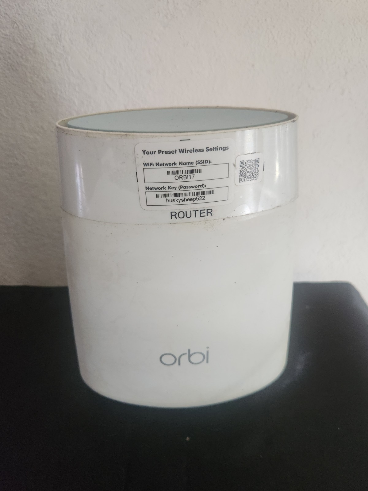 Netgear Orbi RBR40 Whole Home AC2200  WiFi Router White (No Power Cord)