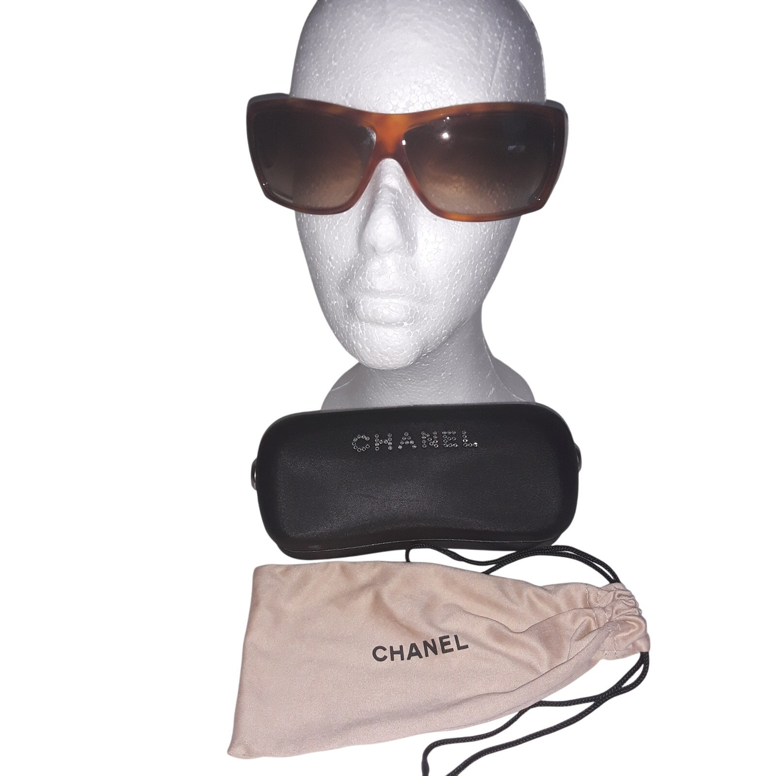 Auth Chanel CC Logo Tortoise Shell Sunglasses, Ca… - image 1