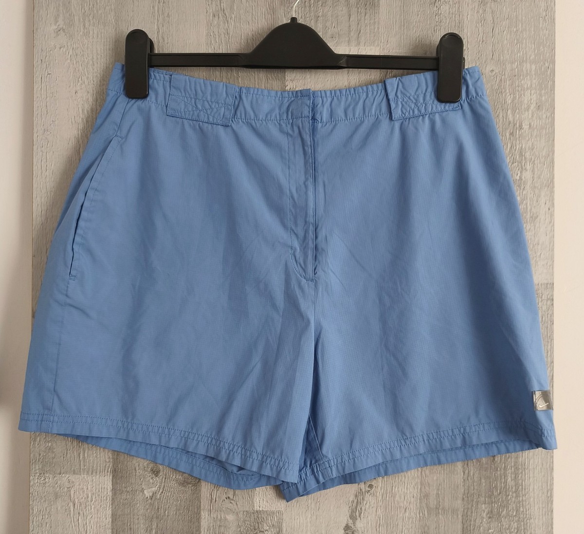 Vintage Nike Shorts Womens Silver Tag size 12-14 Large Performance