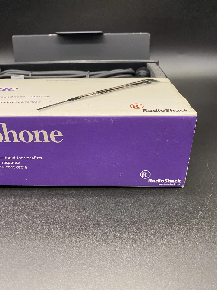 Radio Shack Unidirectional Dynamic Microphone With Case 33-3002 -NICE- - Image 3 of 4