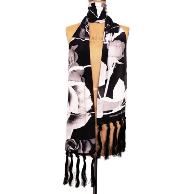 NEW $530 ALEXANDER MCQUEEN Black White TORN ROSES PRINT Silk