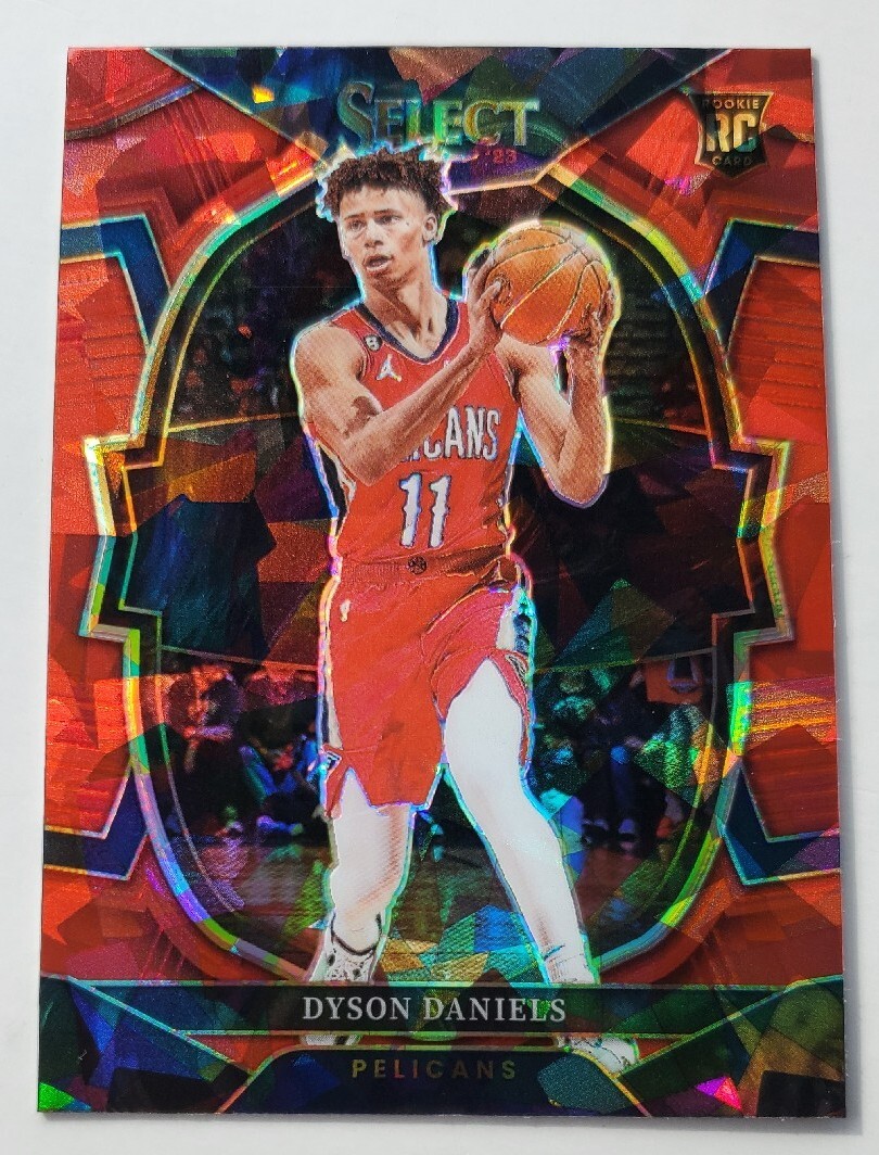 2022-23 Panini Select Concourse Dyson Daniels Red Cracked Ice Prizm #67 RC