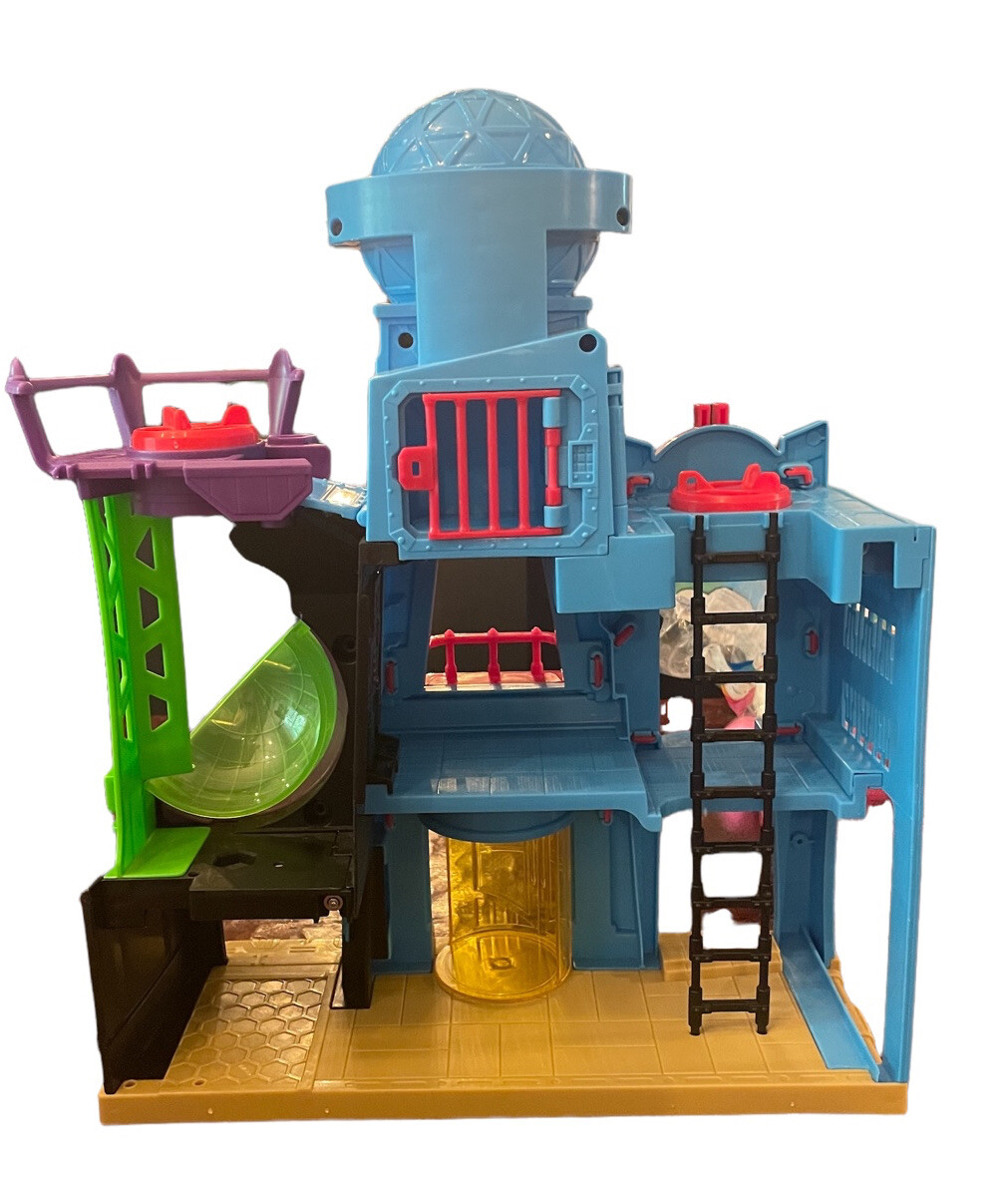 Imaginext Daily Planet Play Set Superman Building 2015 Mattel & DC