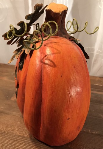 Resin Pumpkin Jack-o-lantern With Metal Leaves And Vines 7-1/2” X 6” X 3-1/2” - Picture 3 of 8
