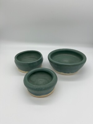 VTG small three piece set green pottery bowls