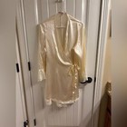 Victoria’s Secret Ivory Cream 100% silk & lace nightie nightgown and robe set M