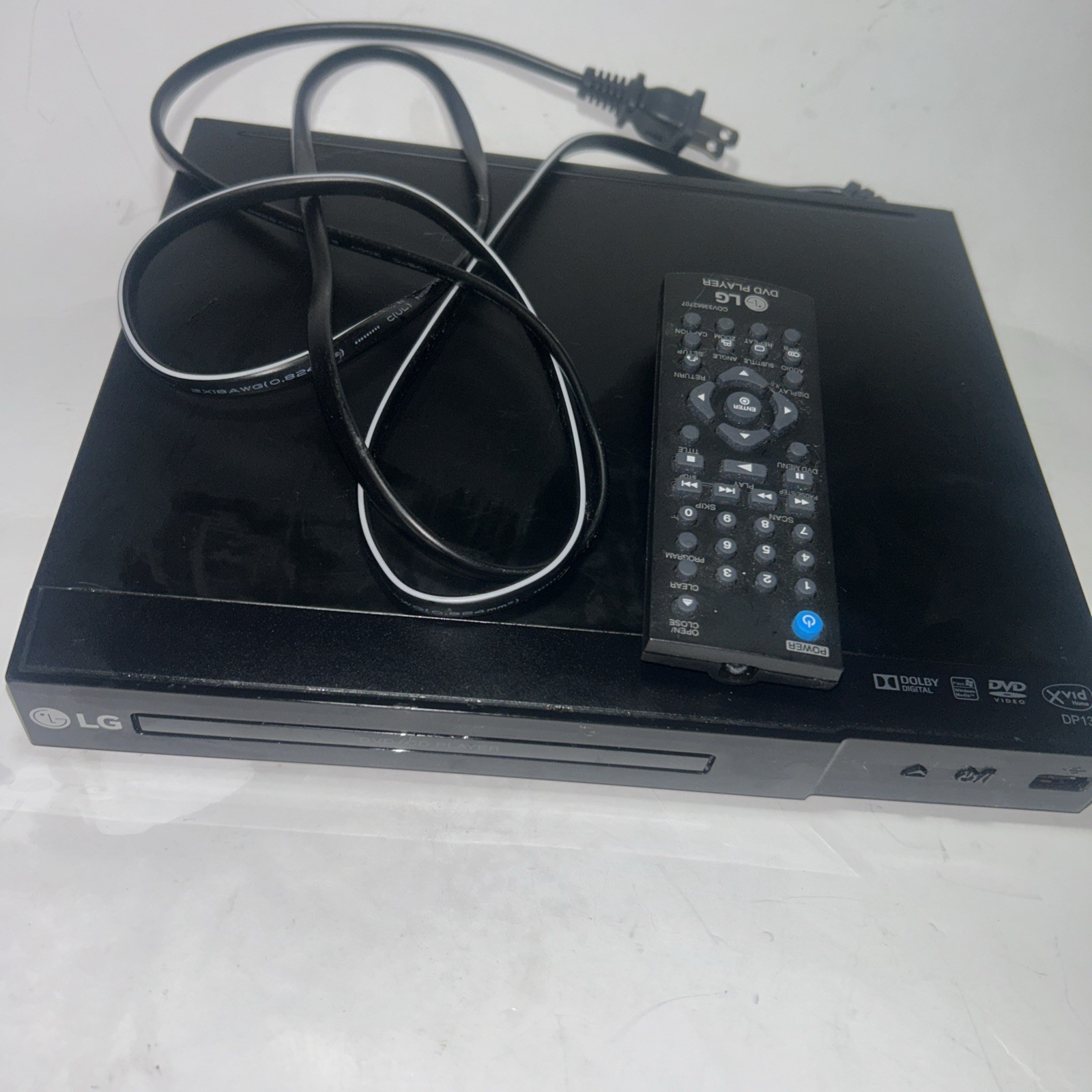 LG DP132 DVD Player w/ USB Direct Recording & Remote DIVX Dolby Digital Works.