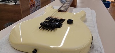 KRAMER NEPTUNE.NJ Used Maple neck Rosewood fingerboard White w/Gig