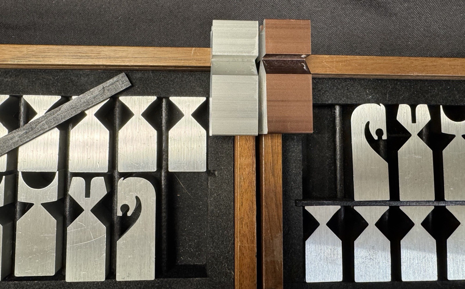 Alcoa Aluminum 1966 Chess Set - Austin Enterprises