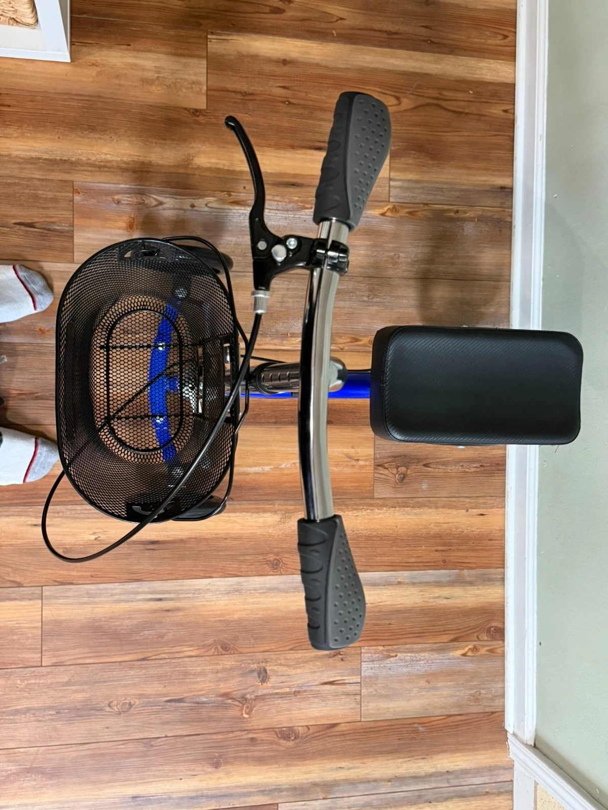 KneeRover Deluxe KneeCycle Steerable Knee Walker / Knee Scooter — Blue