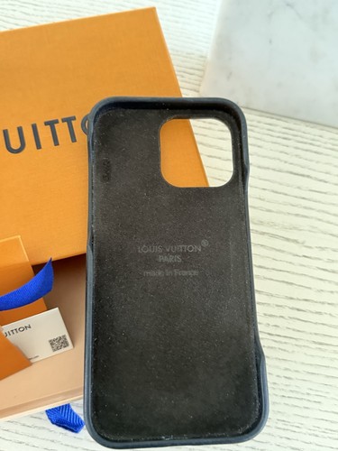 Authentic Louis Vuitton Monogram iPhone 16 Pro Max Case w/ Card Pocket-w/receipt - Picture 2 of 2