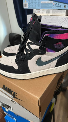 Jordan 1 High Zoom Comfort x Paris DB3610-105 Sz 12 PRE-OWNED Size 12 - Jordan 1 High Zoom Comfort x Paris Saint-Germain  main image 2
