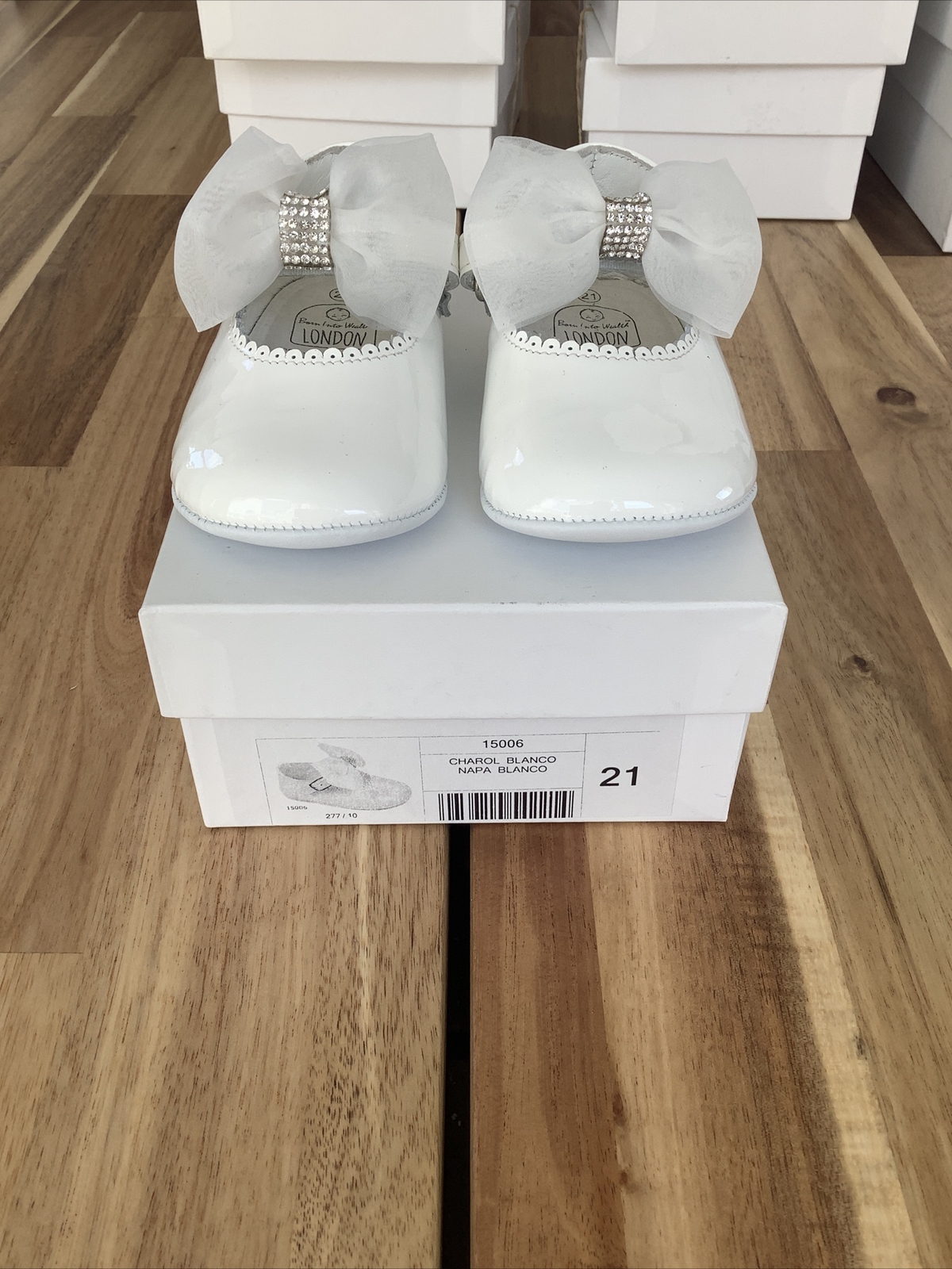 Zapato de bebé Charol Blanco Napa Reino Unido talla 5