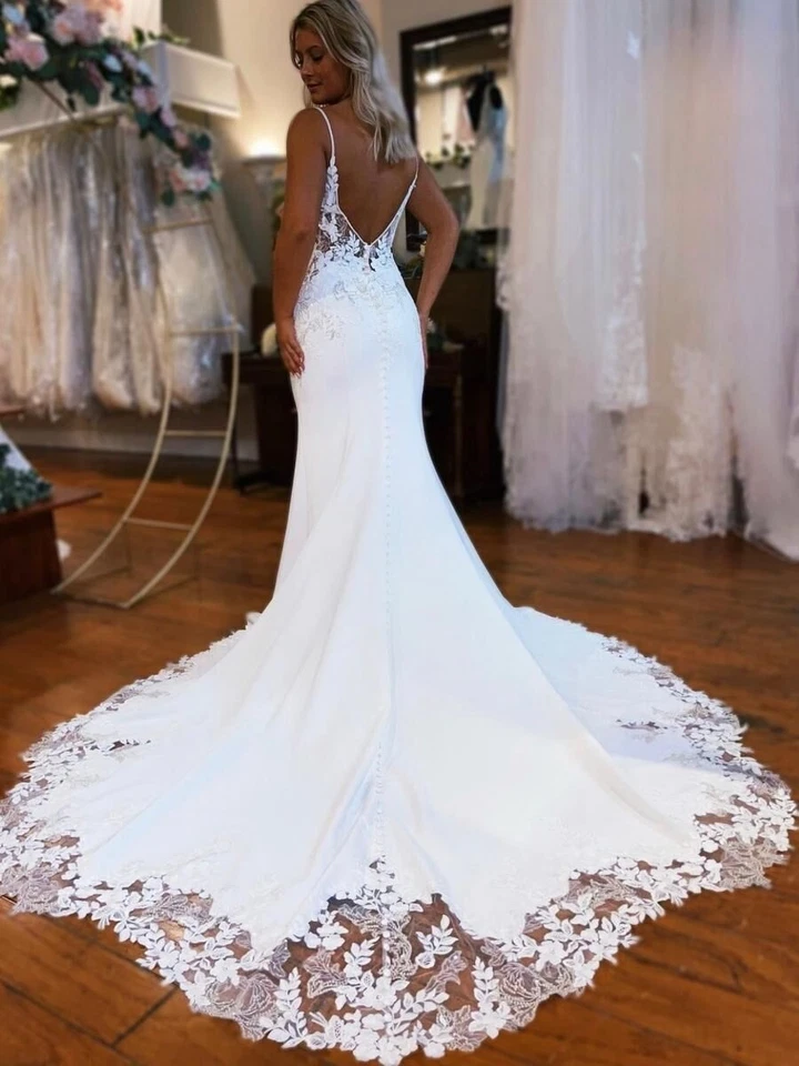 V Neck Mermaid Wedding Dresses Lace Appliques Backless Sweep Train Bridal Gowns - Image 3 of 4