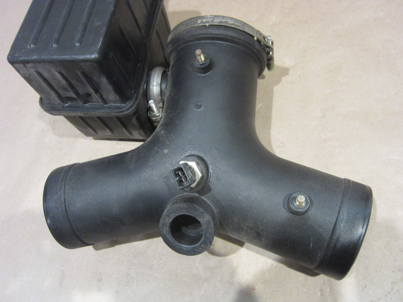 Ferrari 355 - Y Air Pipe With Air Amplifier -  164225 - 168783