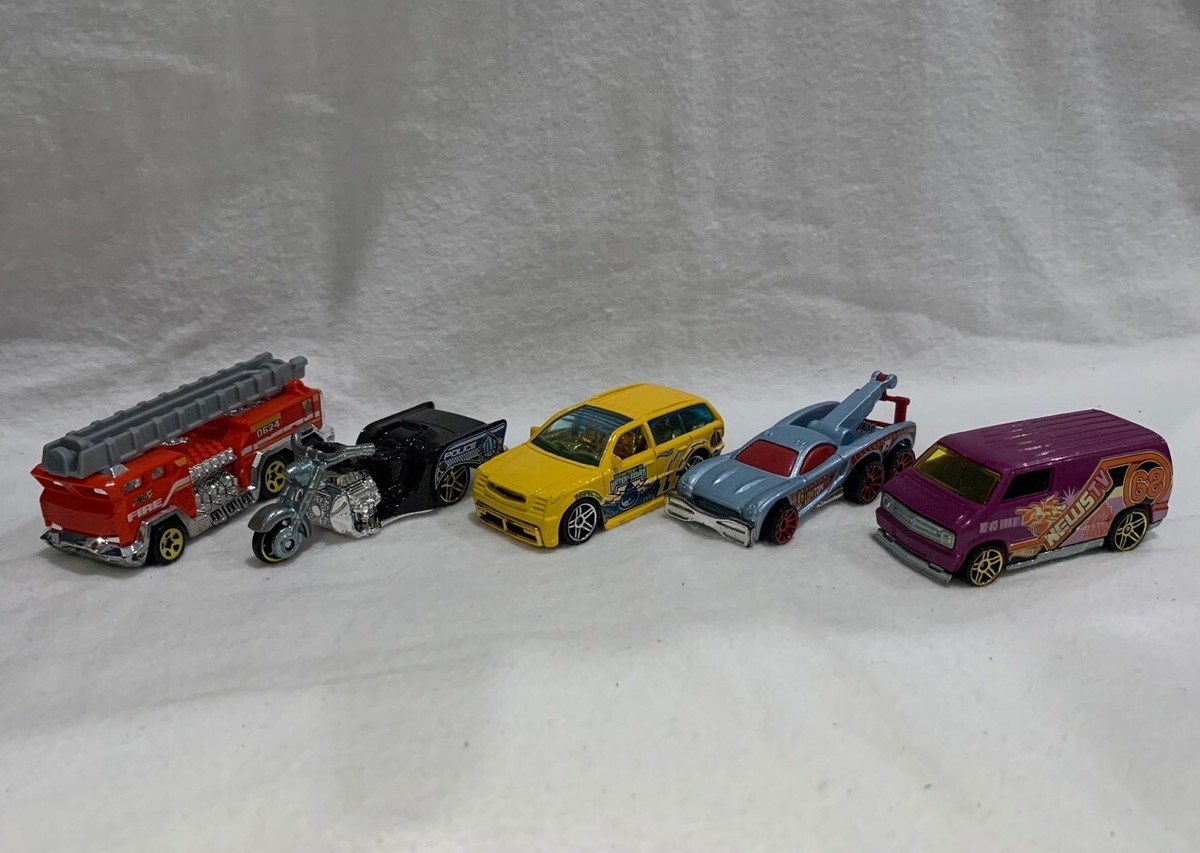 HOTWHEELS hw hot trucks city works他5台セット Hot Wheels 2010 HW City Works set 1-3 & 5-10 with color
