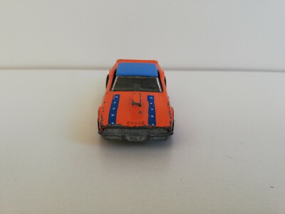 1049384_5