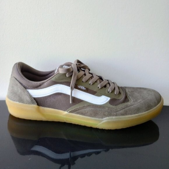 Vans Men's Ave Pro Suede / Mesh Low Top Sneaker in Cool & Unique Canteen / Gum