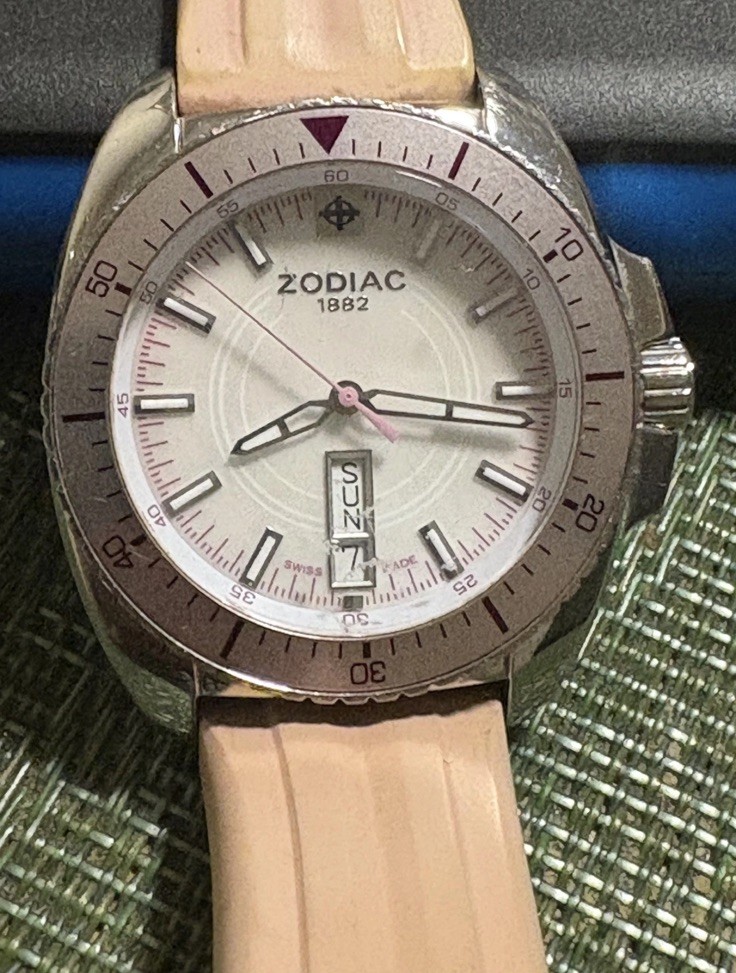 Woman's Zodiac Speed Dragon ZO5513 Swiss Quartz Dive Watch New Battery Orig Band