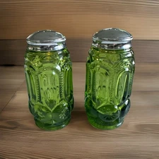 Green Glass Salt Pepper Set Moon and Stars 4" Tall L E Smith Vintage