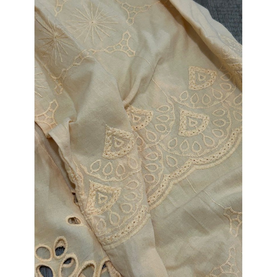 Universal Thread Goods Co Square Neck Eyelet Embr… - image 9