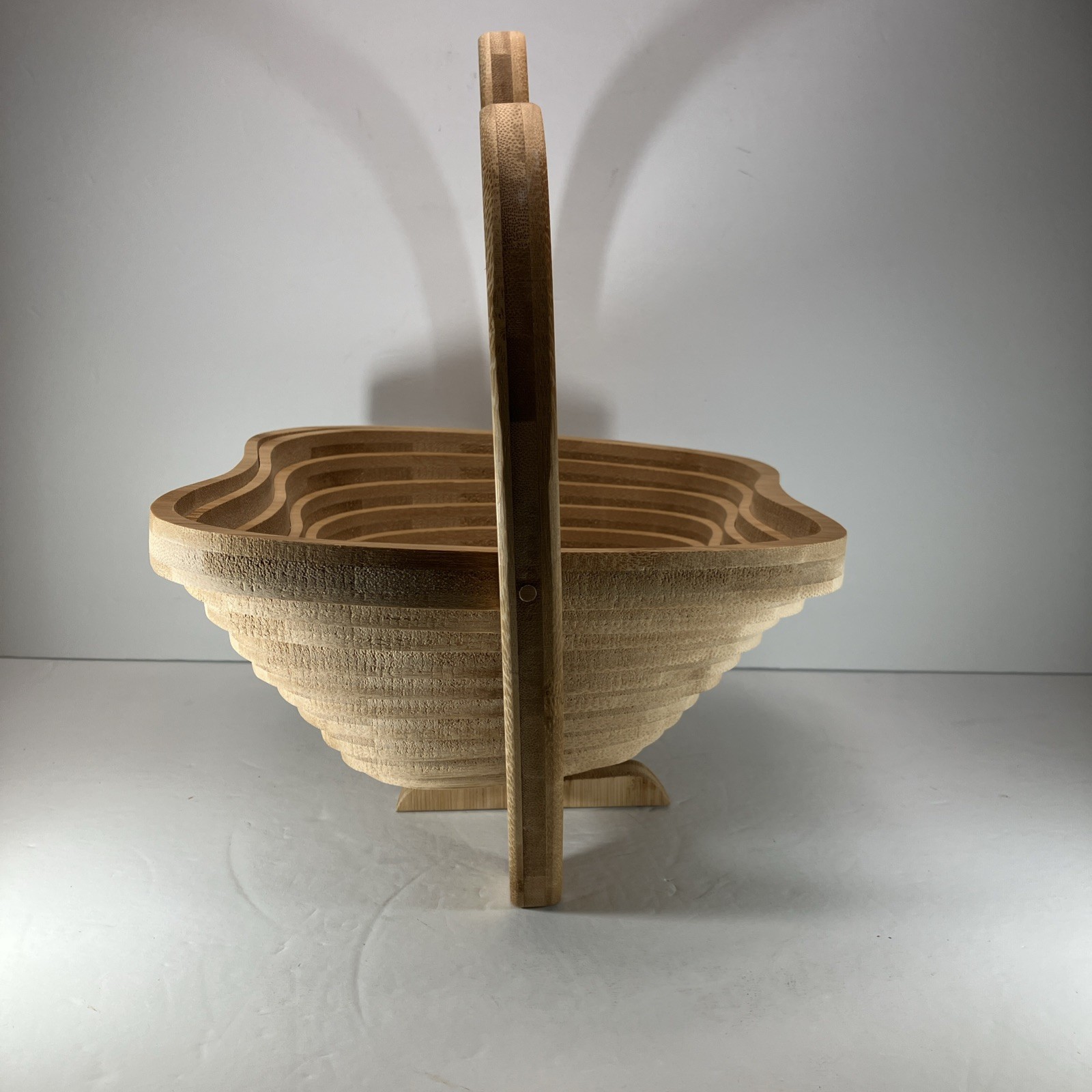 Bonnie And Pop Of New York Wooden Expandable Bowl/Tray Perfect Unused Condition