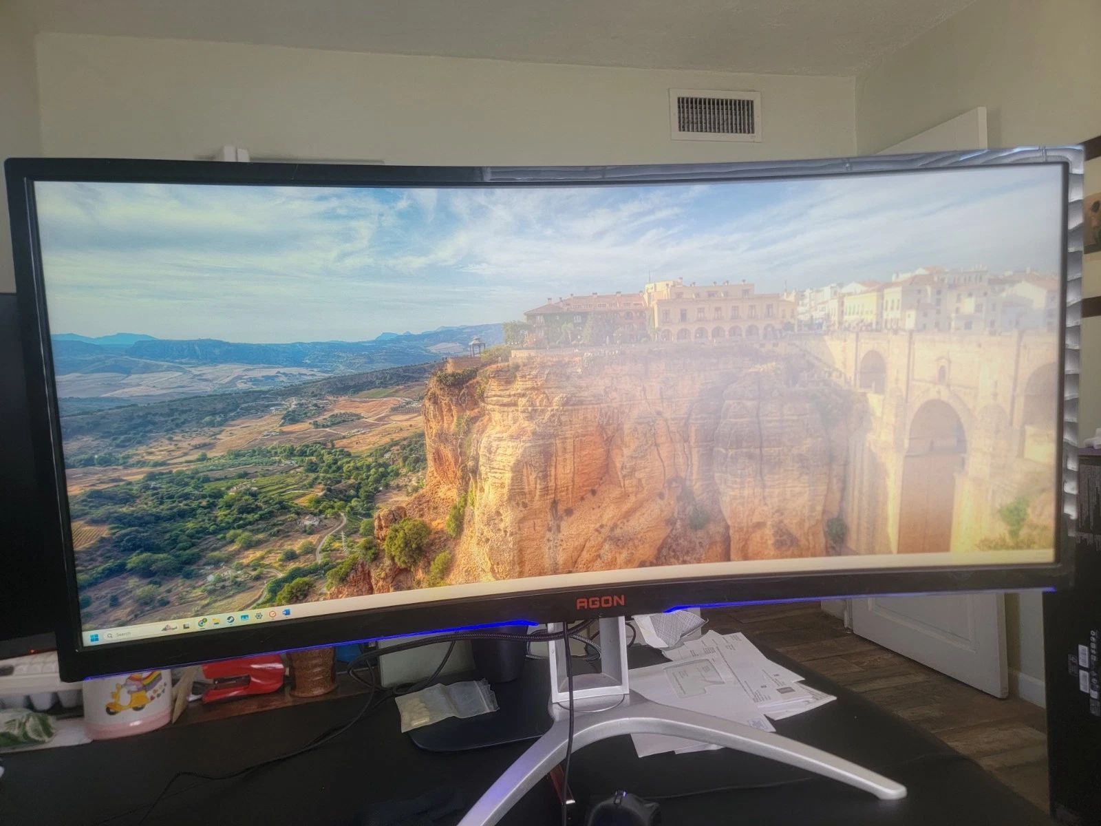 AOC AGON AG352UCG 35" Curved WQHD (21:9 3440x1440)) Gaming Monitor G-SYNC (READ) - product detail image 2