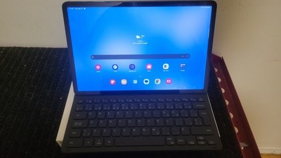 Samsung Galaxy Tab S7 Fe  12.4 ''  64GB Model SM-T733  Wi-Fi, - Black Bundle