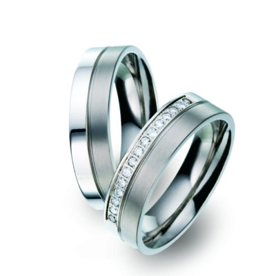 Titanfactory Titan Trauringe 51670 51671 mit Brillant 0.15 ct. Diamant