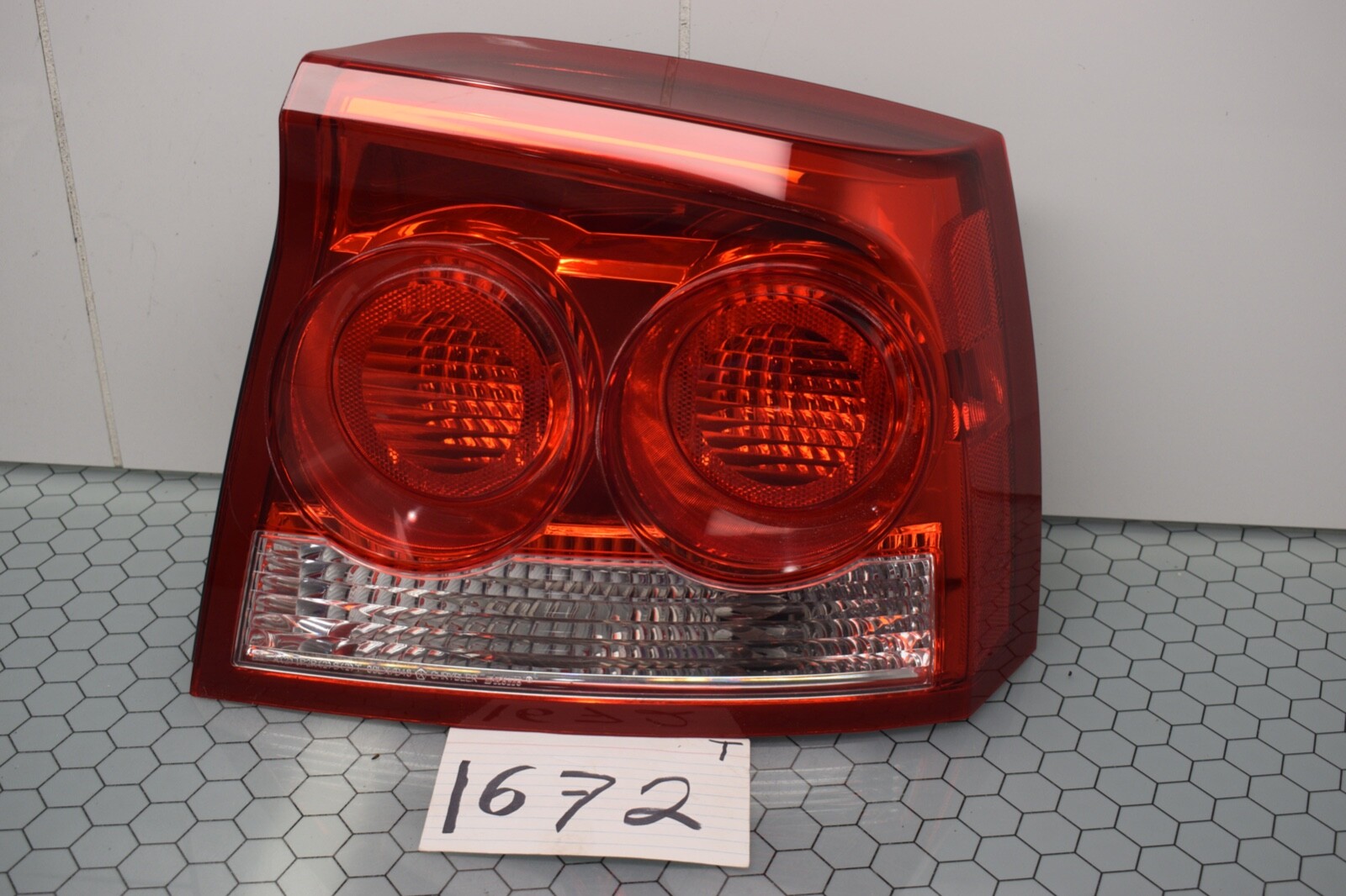 09 10 Dodge Charger PASSENGER Side Tail Light Used Rear Lamp #1672-T