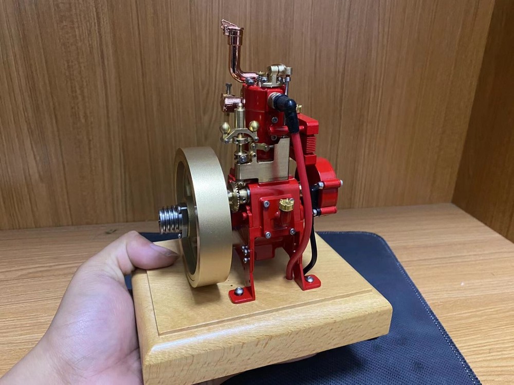 Vertical single cylinder engine (H73) model